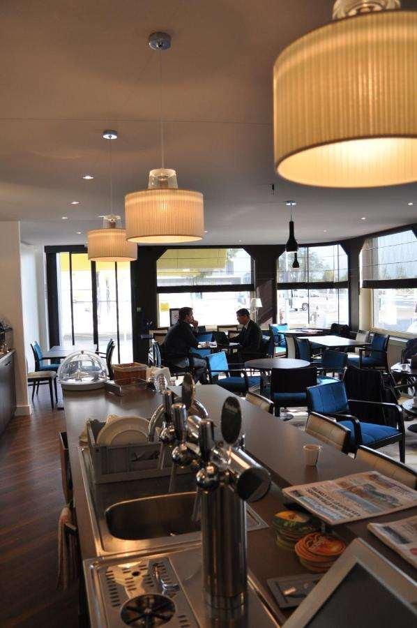 Hotel Le Berry Saint-Nazaire Restaurang bild