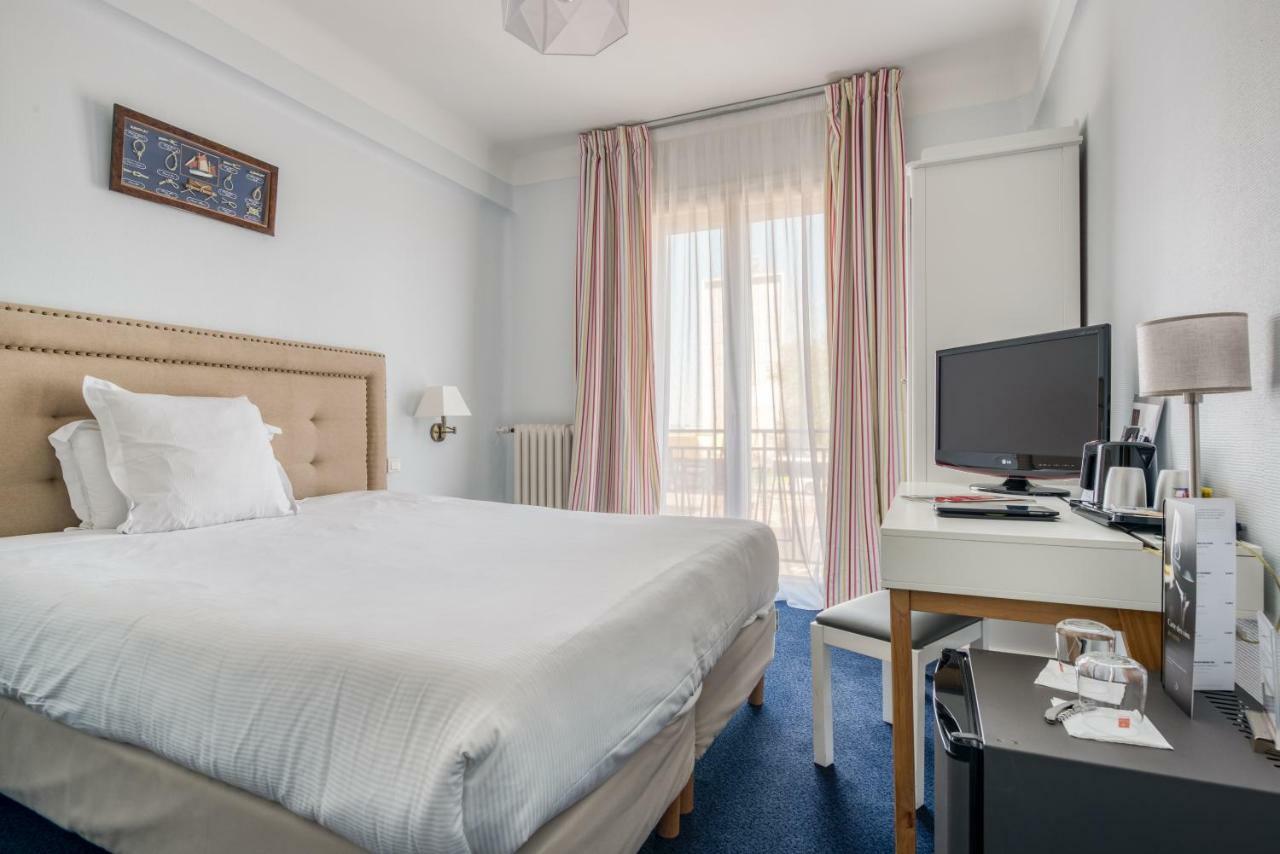 Hotel Le Berry Saint-Nazaire Exteriör bild